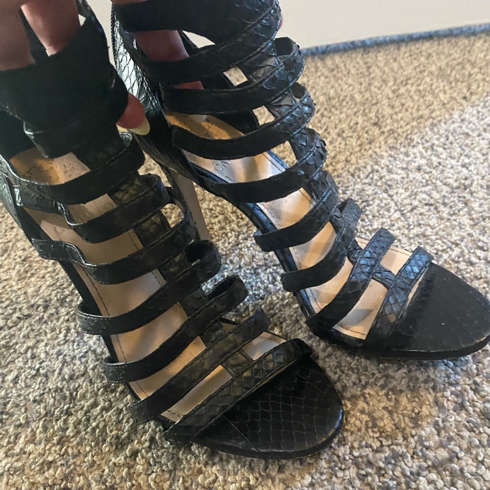 Vince Camuto Pumps